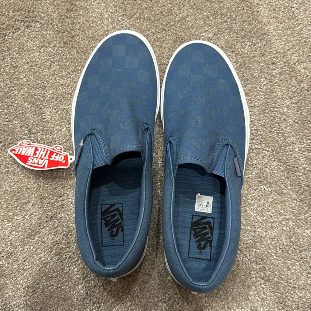 VANS CHECKERED SLIP ONS